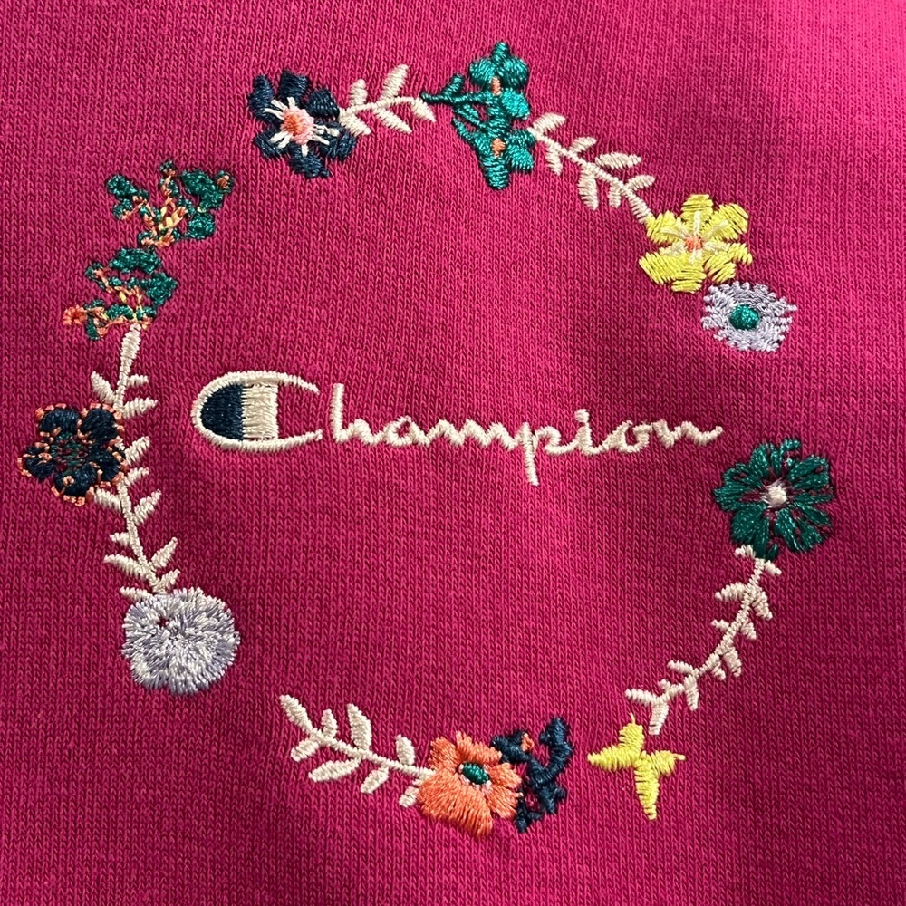 Champion Campus Fuchsia Cropped Hoodie with Floral Embroidered Logo size S - Picture 3 of 9